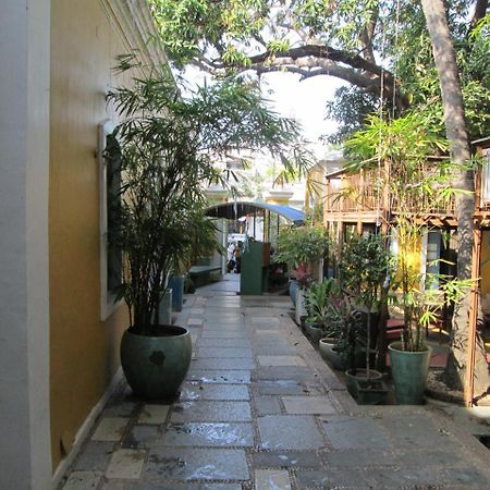 Hotel Du Parc Pondicherry Exterior photo